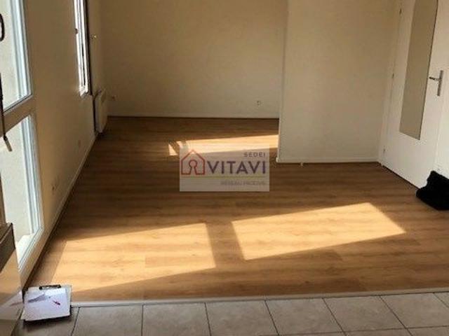 Location Appartement 1 pièce 27m² MARGNY LES COMPIEGNE 60280