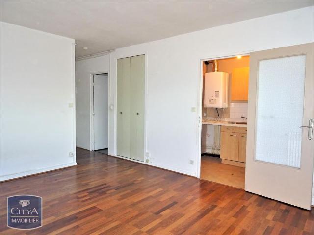 Location Appartement 1 pièce 27m² MAUREPAS 78310
