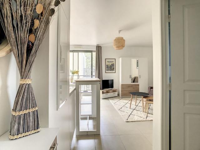 Location Appartement 1 pièce 27m² NICE 06000