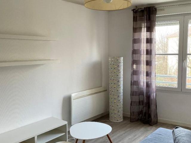 Location Appartement 1 pièce 27m² OSTWALD 67540