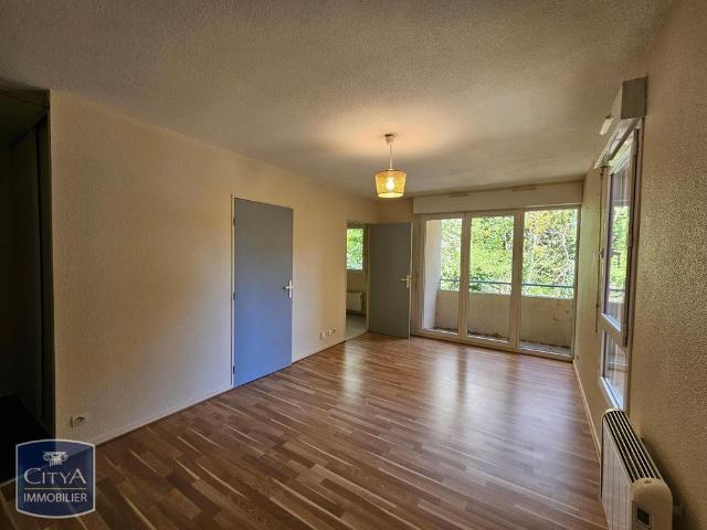 Location Appartement 1 pièce 27m² POITIERS 86000