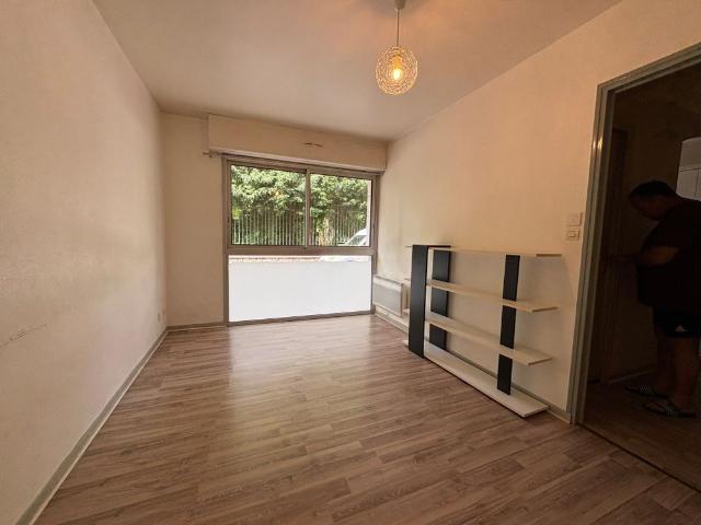 Location Appartement 1 pièce 27m² POITIERS 86000