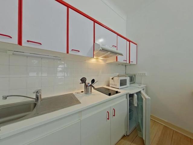 Location Appartement 1 pièce 27m² POITIERS 86000