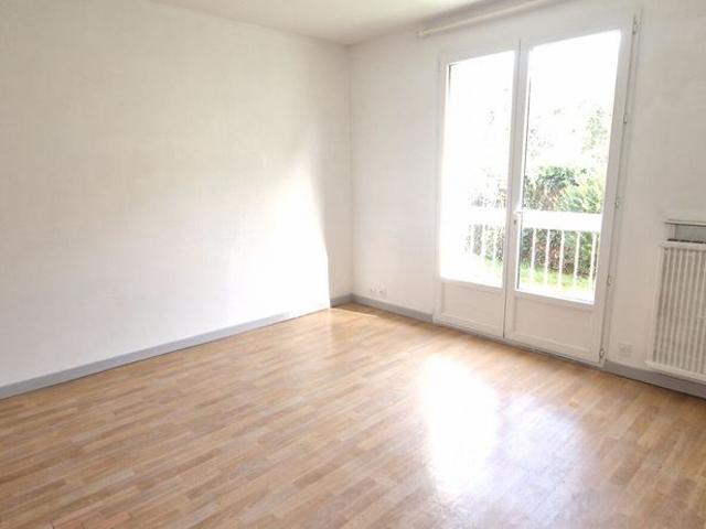 Location Appartement 1 pièce 27m² RENNES 35000