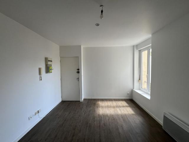 Location Appartement 1 pièce 27m² REIMS 51100