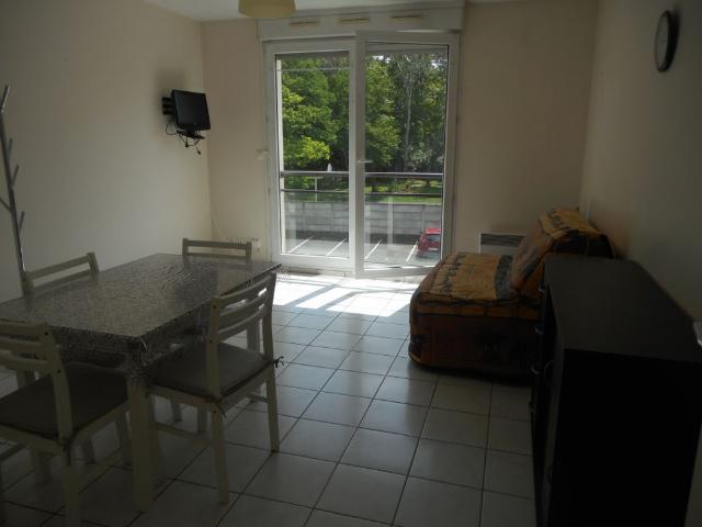 Location Appartement 1 pièce 27m² REIMS 51100