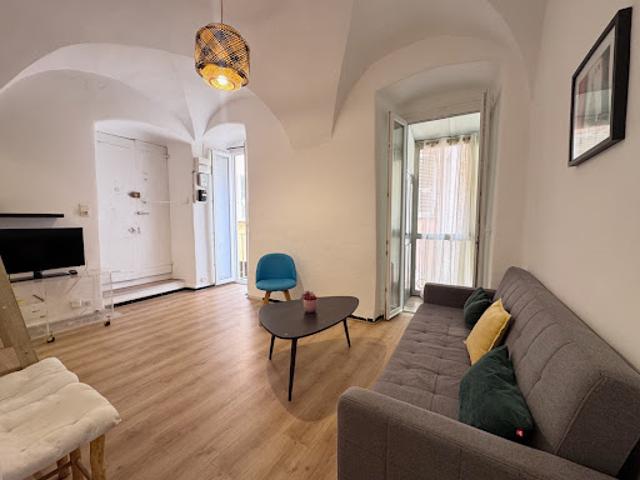Location Appartement 1 pièce 28 m2 Bastia
