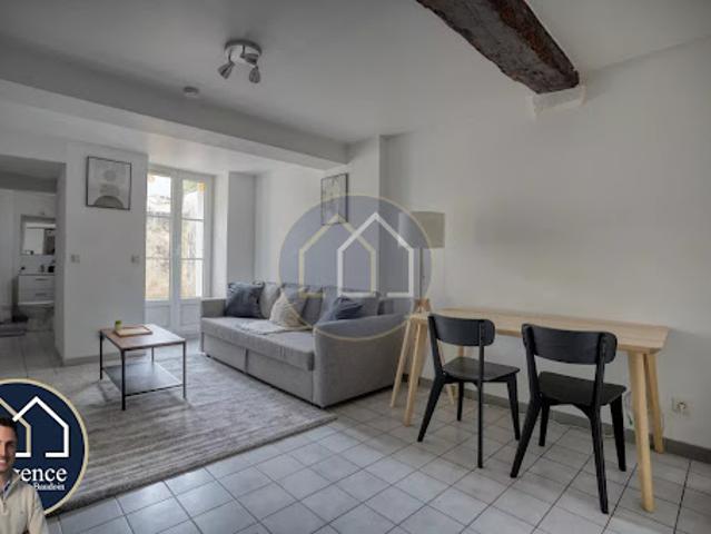 Location Appartement 1 pièce 28 m2 Gallardon