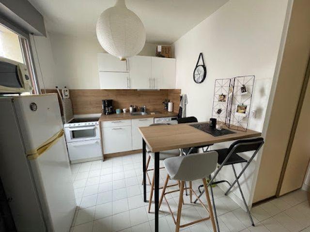 Location Appartement 1 pièce 28 m2 Grenoble