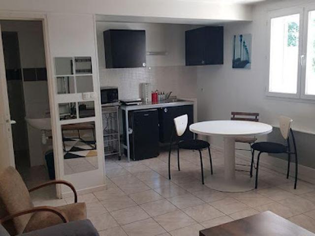 Location Appartement 1 pièce 28 m2 Lyon 8ème