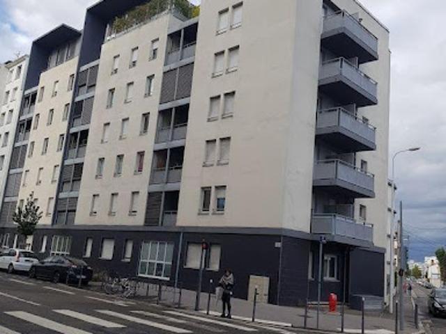 Location Appartement 1 pièce 28 m2 Lyon 8ème