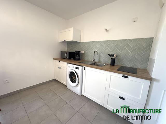 Location Appartement 1 pièce 28.02 m2 Saint Etienne