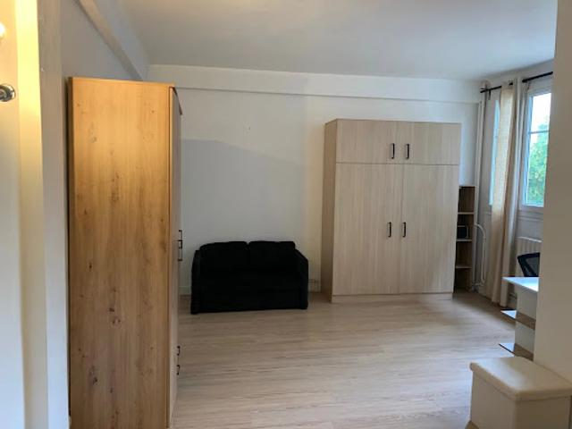 Location Appartement 1 pièce 28.17 m2 Issy les Moulineaux
