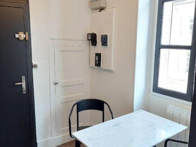 Location appartement 1 pièce 28.39 m² à Mâcon 71000