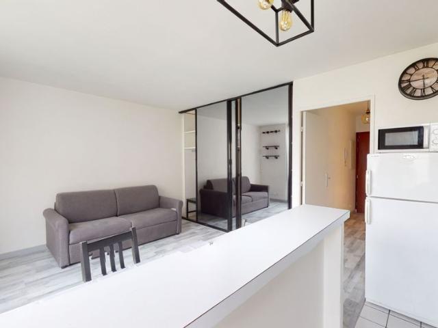 Location appartement 1 pièce, 28.40m², Alfortville