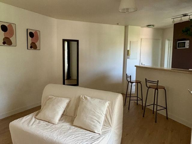 Location appartement 1 pièce, 28.51m², Thiais