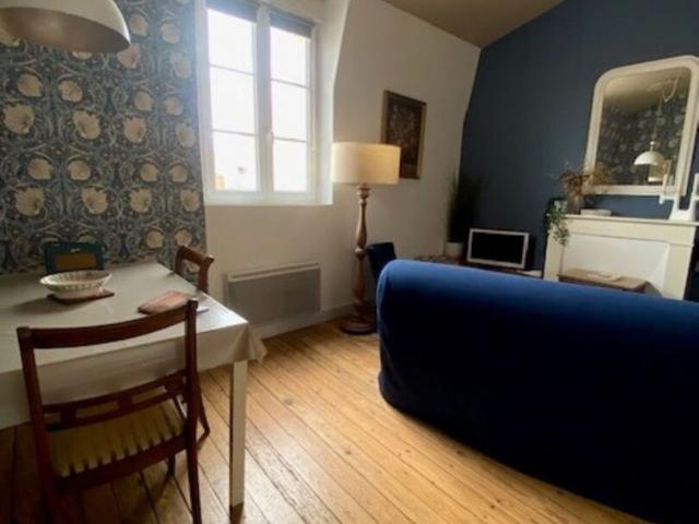 Location appartement 1 pièce, 28.74m², La Rochelle