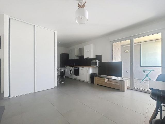 Location Appartement 1 pièce 28m²