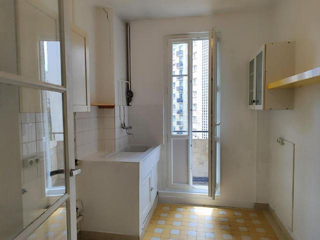 Location Appartement 1 pièce 28m²