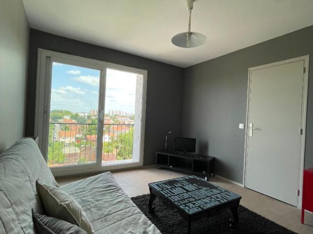 Location Appartement 1 pièce 28m²