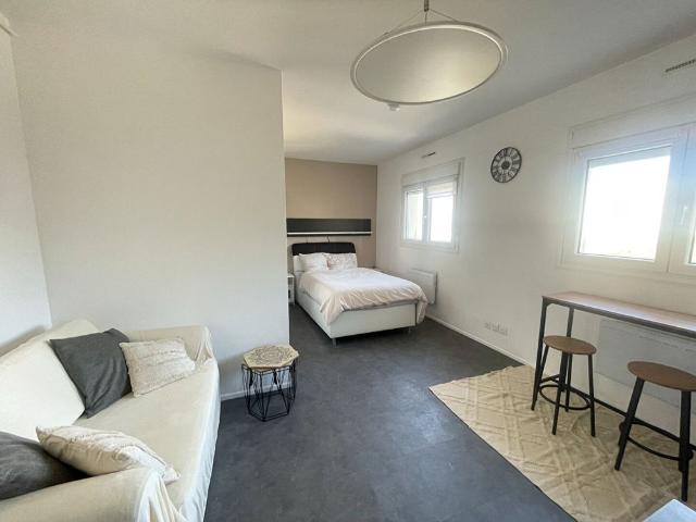 Location Appartement 1 pièce 28m²