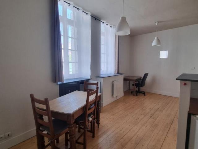 Location Appartement 1 pièce 28m²