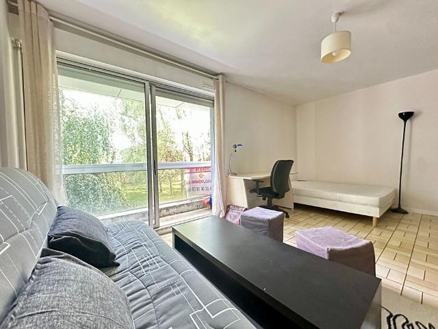 Location Appartement 1 pièce 28m²