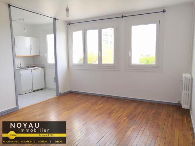 Location Appartement 1 pièce 28m²