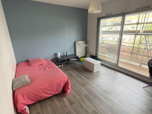 Location Appartement 1 pièce 28m²