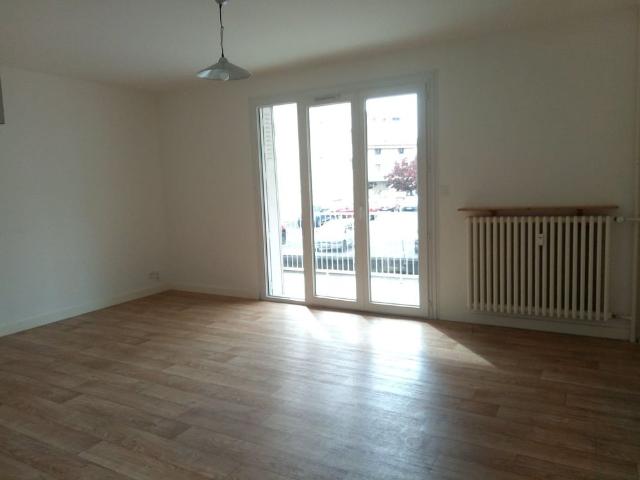 Location Appartement 1 pièce 28m²