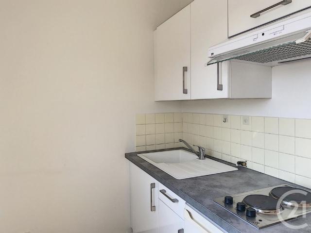 Location Appartement 1 pièce 28m² TROYES 10000