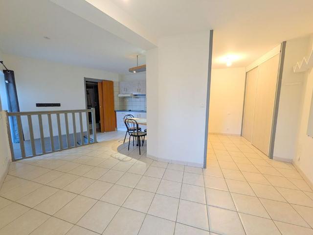 Location Appartement 1 pièce 28m² VITRE 35500
