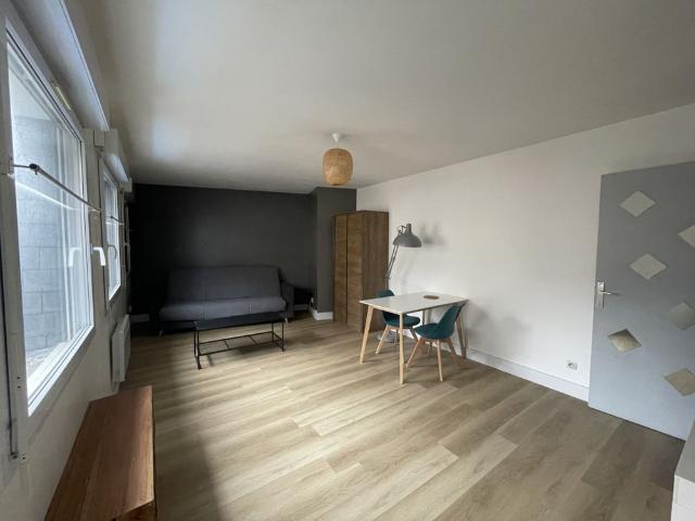Location Appartement 1 pièce 28m² AMIENS 80000