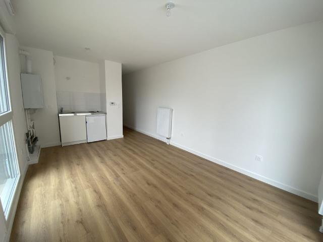 Location Appartement 1 pièce 28m² AMIENS 80000