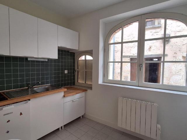 Location Appartement 1 pièce 28m² BLOIS 41000
