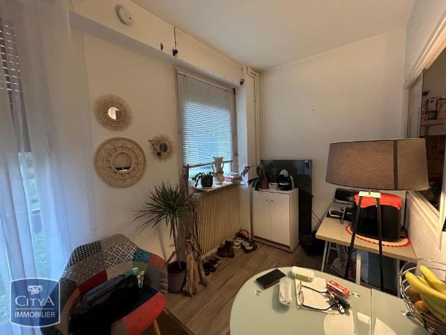 Location Appartement 1 pièce 28m² BLOIS 41000