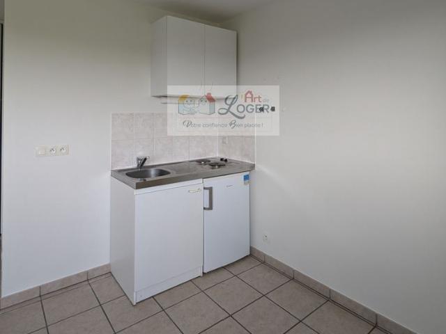 Location Appartement 1 pièce 28m² CARQUEFOU 44470