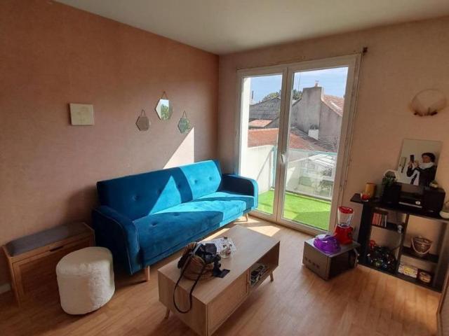 Location Appartement 1 pièce 28m² CHOLET 49300