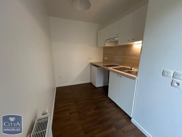 Location Appartement 1 pièce 28m² CORBEIL ESSONNES 91100