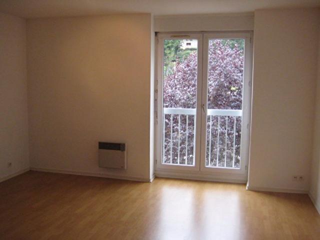 Location Appartement 1 pièce 28m² EPERNON 28230