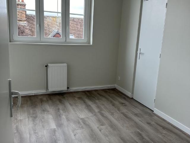 Location Appartement 1 pièce 28m² L AIGLE 61300