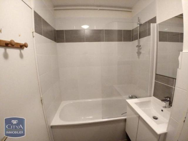 Location Appartement 1 pièce 28m² LILLE 59000