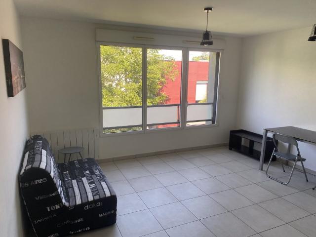 Location Appartement 1 pièce 28m² LYON 3ème