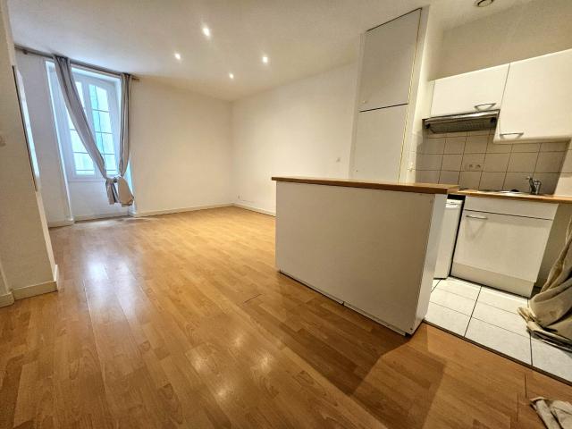 Location Appartement 1 pièce 28m² NANTES 44000