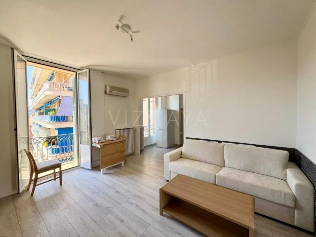 Location Appartement 1 pièce 28m² NICE 06300