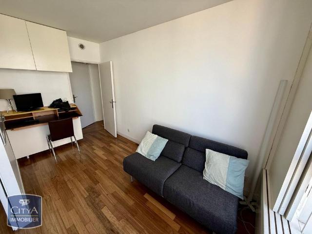 Location Appartement 1 pièce 28m² PARIS 15ème