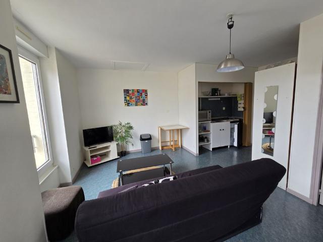Location Appartement 1 pièce 28m² REIMS 51100
