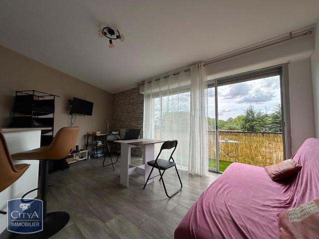 Location Appartement 1 pièce 28m² SAINTES 17100