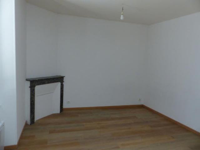 Location Appartement 1 pièce 29 m2 Cosne Cours sur Loire