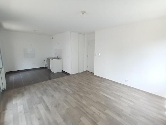 Location Appartement 1 pièce 29 m2 Eragny sur oise